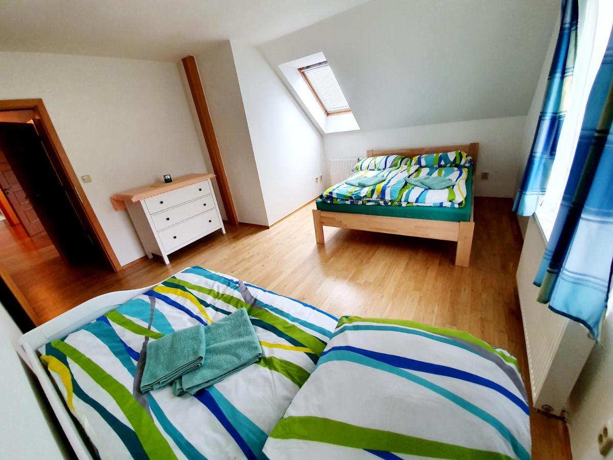 Apartmány Srní u Hlinska Hlinsko Exterior foto