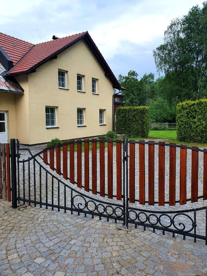 Apartmány Srní u Hlinska Hlinsko Exterior foto